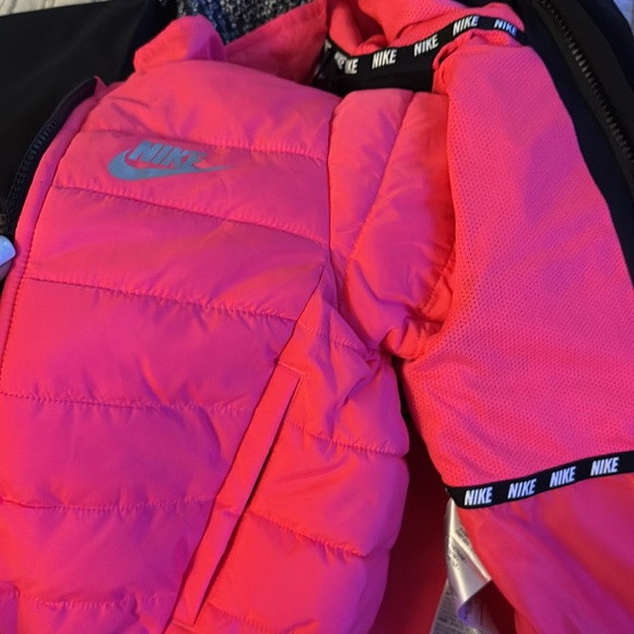 NWT 4 in 1 Nike Jacket  - Picture 4 of 9